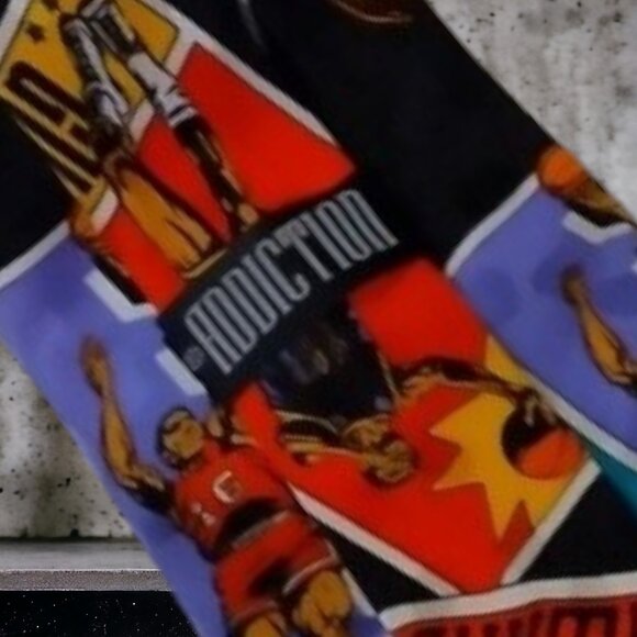 ADDICTION *Vintage* Basketball Tie 100% Silk - Picture 5 of 5